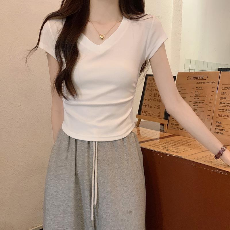 High-end street tops slim and slim 2024 new summer V-neck right shoulder pleated high-waisted short-sleeved T-shirt for women