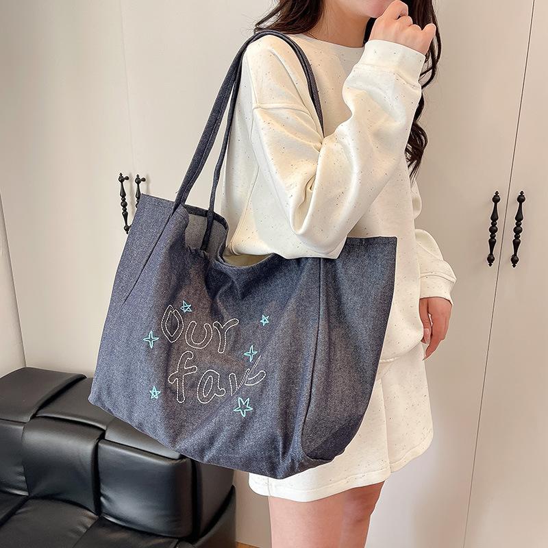 Commuter foreign shoulder bag women's summer new large-capacity student tote niche shoulder women's bag class handbag