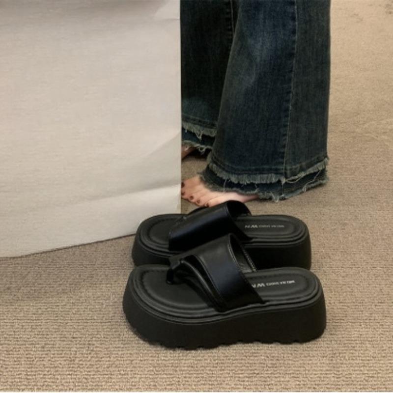 Thick-soled Height-increasing Women's Sandals New Styles of Beach Hermitage Shoes Slippers