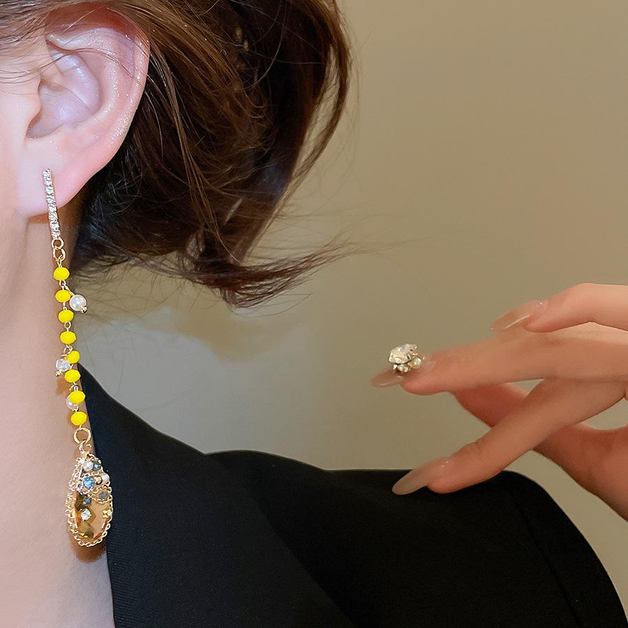 Silver Needle Rhinestone & Faux Pearl Teardrop Tassel Earrings - Elegant European & American Fashion for Women.