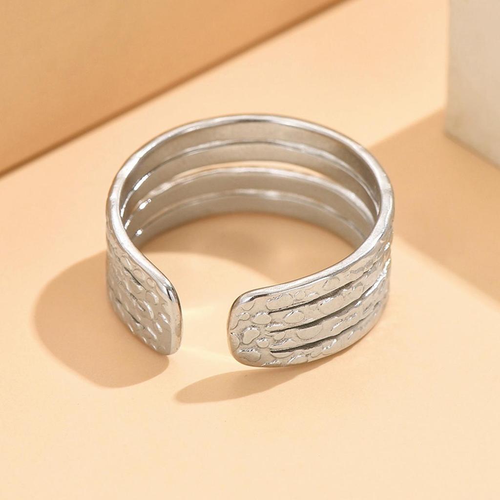 European Striped Stainless Steel Adjustable Open Ring - Simple and Versatile Jewelry Piece