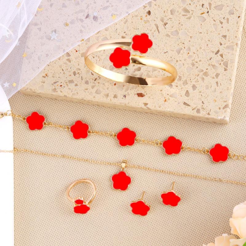 Korean Version Five-leaf Flower Lucky Stud Earrings Necklace Bracelet Bracelet Ring Set Five-petal Flower