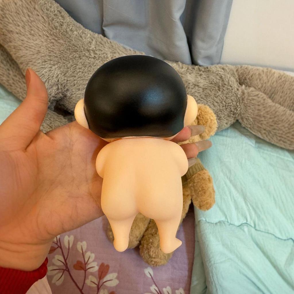 Creative Shin-chan Cartoon Car Pendant Ornament - Trendy Bathing Doll Toy & Gift