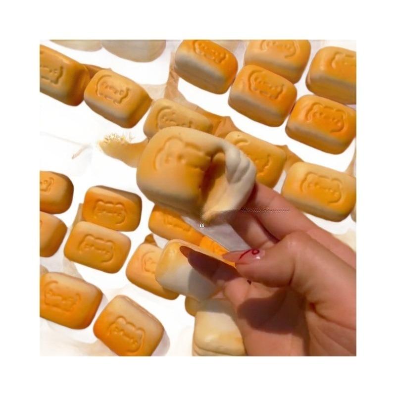 New Wet and Soft To The Touch, Soft and Slow To Stick, Simulation Meow Meow Sandwich, Slow Rebound, Decompression Model Gift