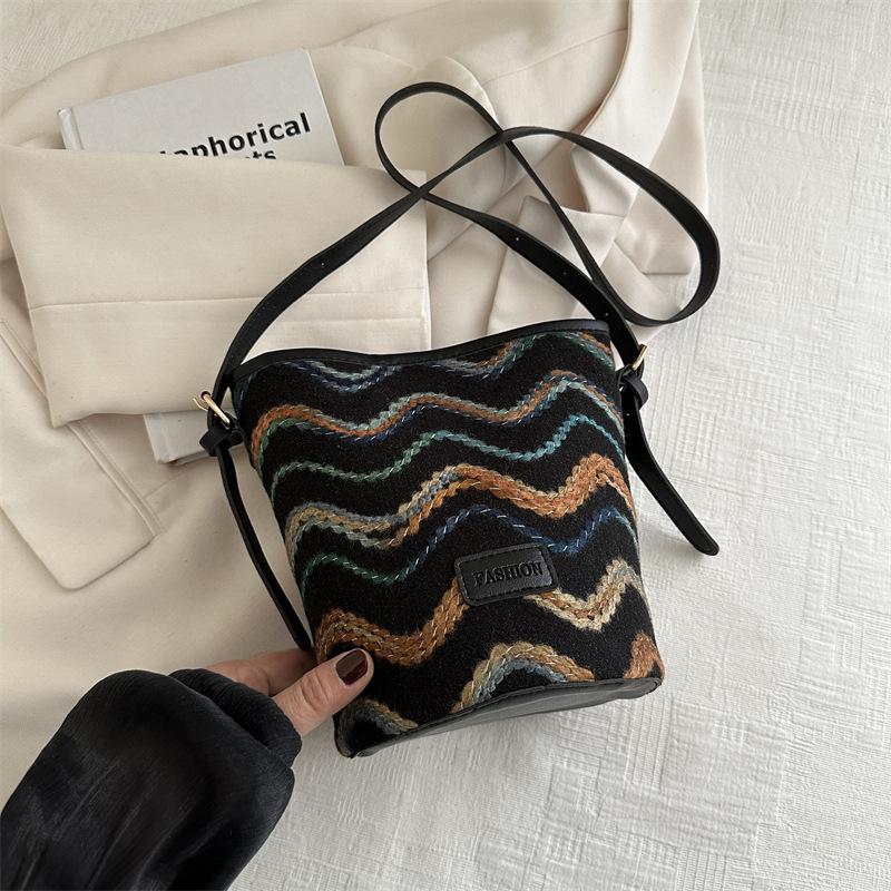 Mode Schulter Umhängetasche Damen 2025 Frühling neu vielseitig ins lässige Bucket Bag