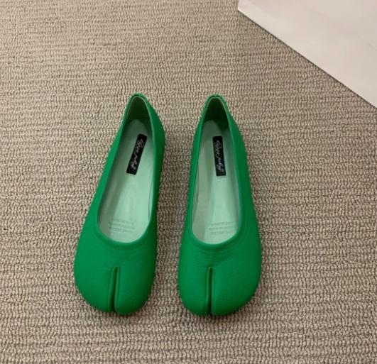 Fashion Bailamos Women Split Toe Fur Slippers Tabi Ninja Slip On Flats Round Toe Shallow Lazy Boat Slingback Mules Shoes Soft Warm Loafe