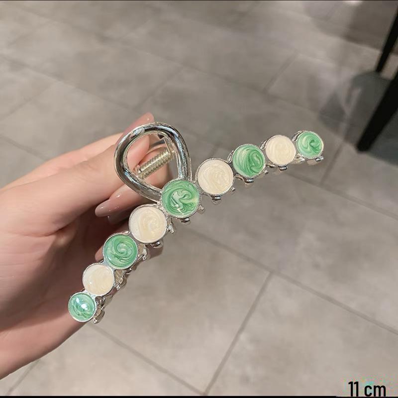 Shark Clip 2022: Fashionable Butterfly Hair Claw, Elegant Large Floral Design for Ponytail and Back of Head Styling