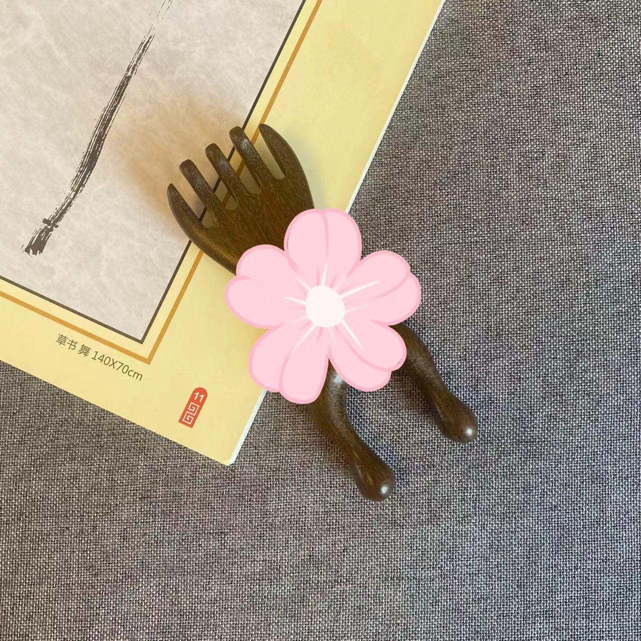 

Sandalwood Five-Claw Scalp Massager and Meridian Comb for Head Therapy