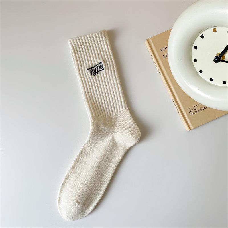 Women's Fashionable Winter Warm Deodorant Sports Socks, Sweat-Absorbent, Thickened, Versatile, High-Value Couple Design