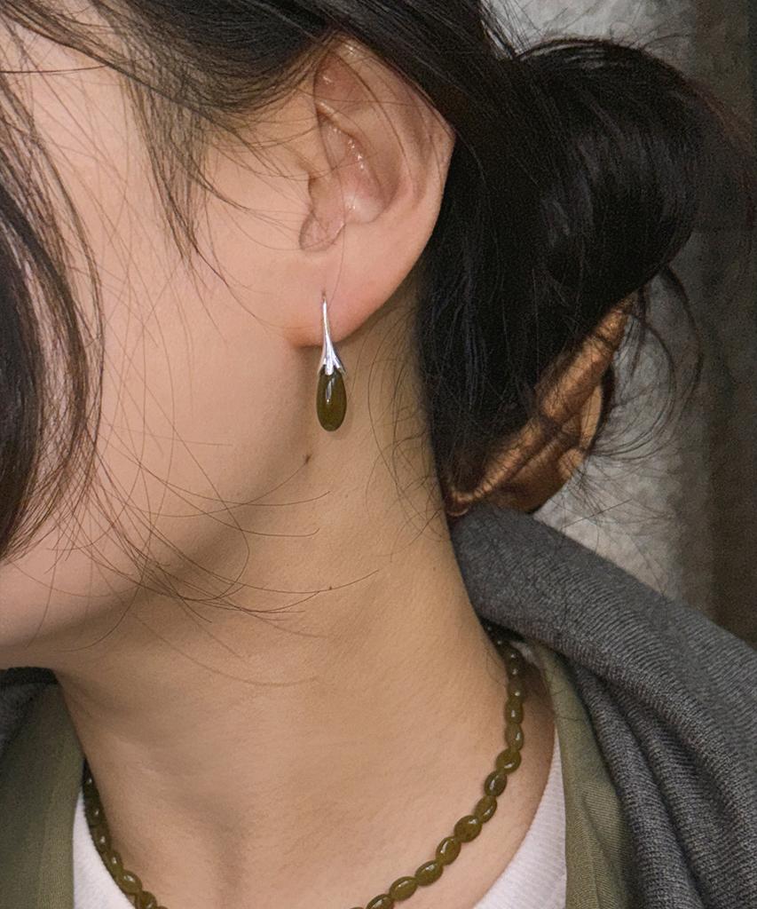 Marta 925 Silver. Pebble Earring_Olive