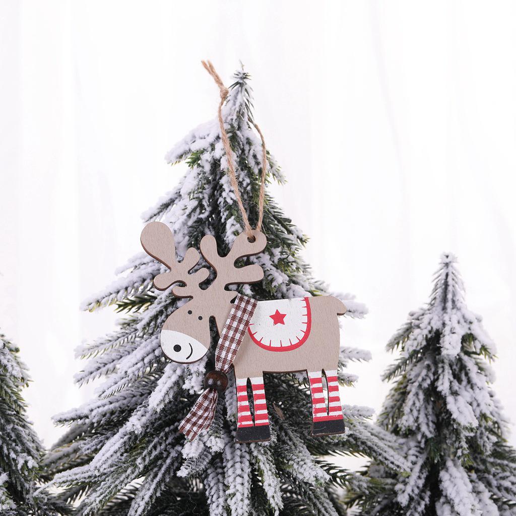 Wooden Reindeer Christmas Tree Ornament – Colorful Holiday Door & Window Decoration