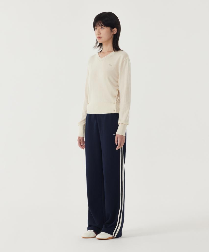 COVERNAT WOMAN V-Neck Wool Blend Knit Ivory