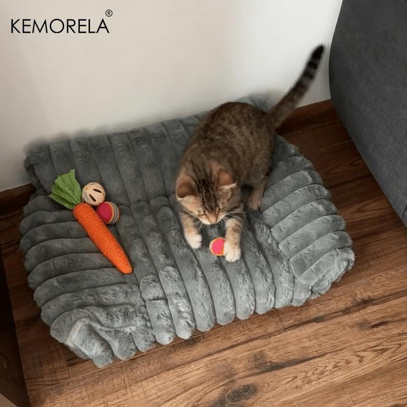  1PC Striped Cat Sofa Bed Soft Polyester Pet Bed Breathable for All Seasons Suitable for Small to Medium Catsor Sleeping