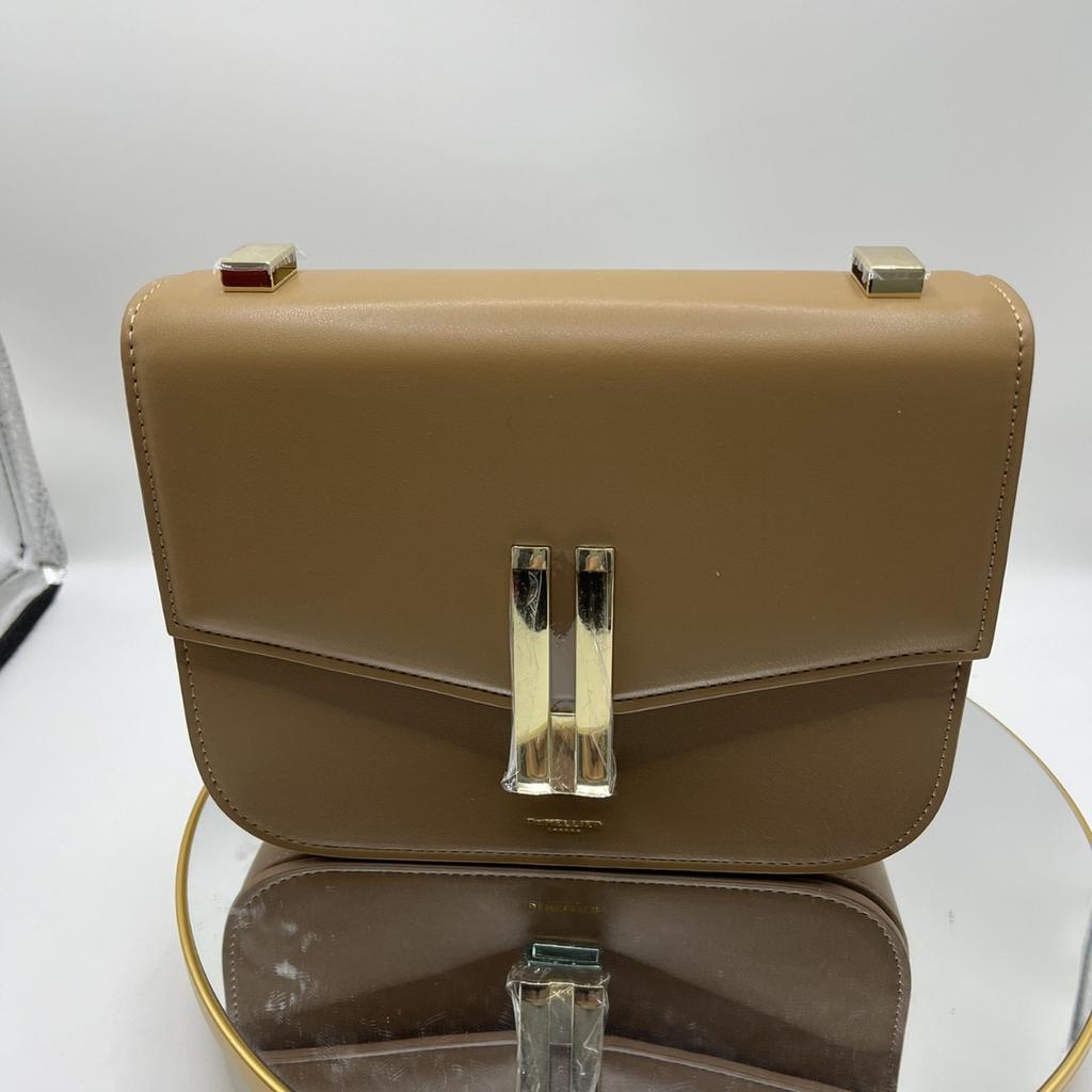 French niche design De * mellier tofu bag leather women's bag messenger bag versatile retro commuter small square bag