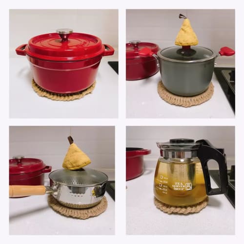 DARENYI Stylish Heat-Resistant Trivet, 17cm Inner Diameter, Large Size, Handwoven Flaxgrass Trivet with Hook, Natural Materials, Non-Slip, Wall-Mounta