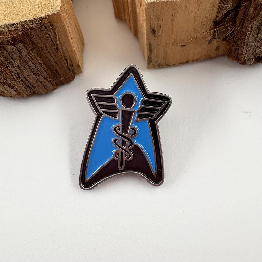 Star Fleet Medical Logo Enamel Brooch Sci-Fi Movie Peripheral Lapel Pin Retro Metal Badge Novelty Creative Decorative Accessorie