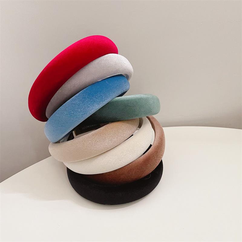 Velvet Headband: Retro French Style for Autumn/Winter, Perfect for Face Washing and High Skull Top Hair Ties.