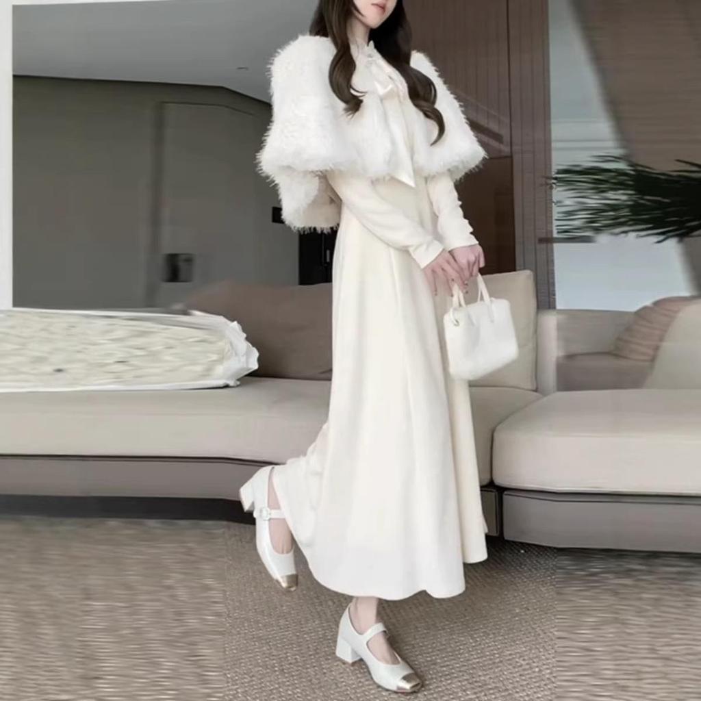 Fluffy French Chic Women's Skirt & Shawl Set – Autumn/Winter High-End Look