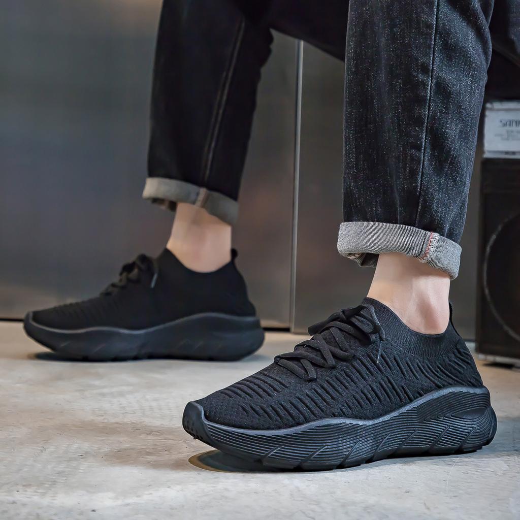 Men's shoes summer breathable fly-woven sports running shoes versatile casual platform shoes men's and women's mesh socks shoes