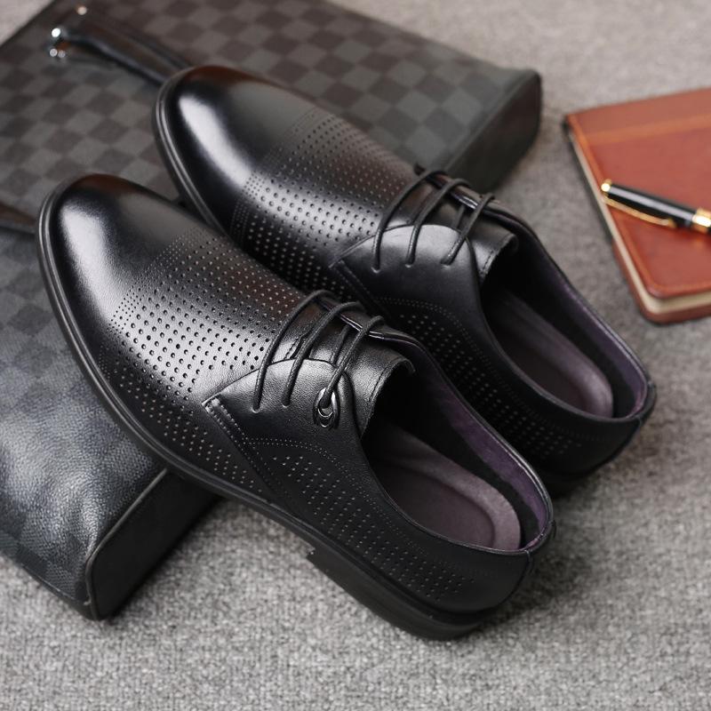 Summer New Men's Top Layer Cowhide Casual Sandals with Lace Up Holes Breathable Hollow Out Middle-aged and Elderly Dad Shoes