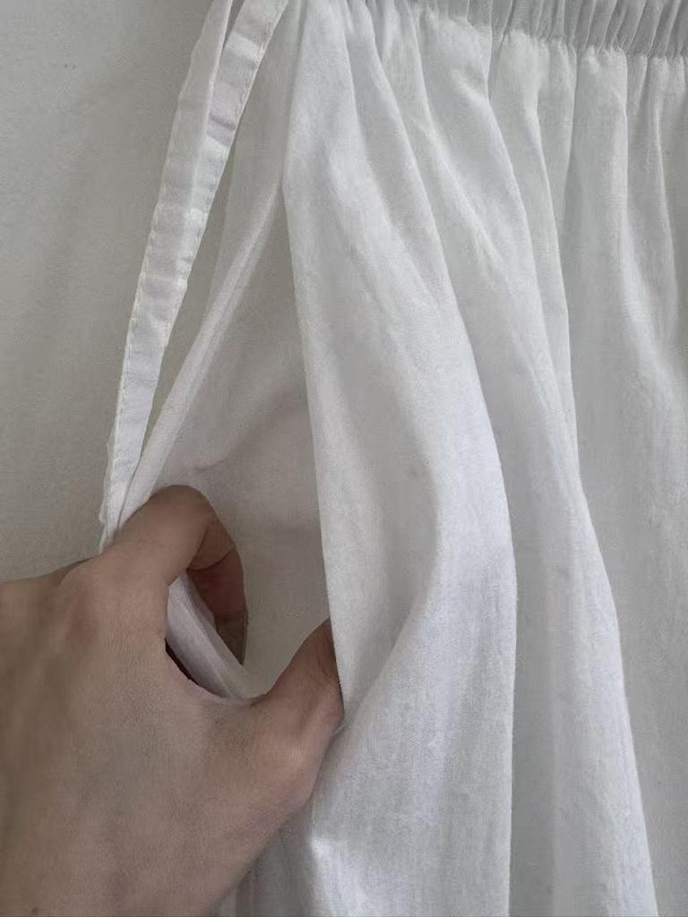 Women's 2026 Spring New Arrival: Simple White Long Loose-Fit Skirt with Wide Hem