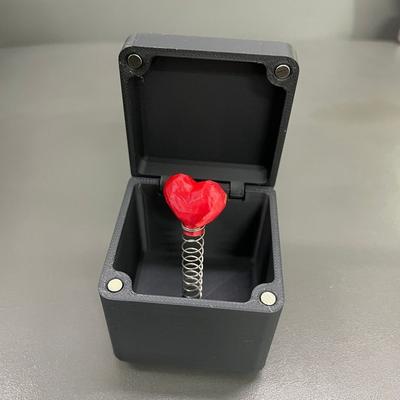 3D Printed Annoying Gift Box Pop-Up Funny Prank Storage Box Novelty Plastic Surprise Gift Box Office Desk Decoration