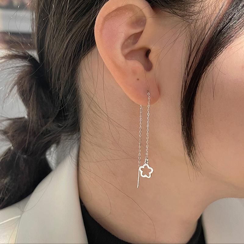 Skinny Temperament Long Fringed Earrings Spring And Autumn Small Fresh Lady Literary And Artistic Fan Hollow Flower Earrings