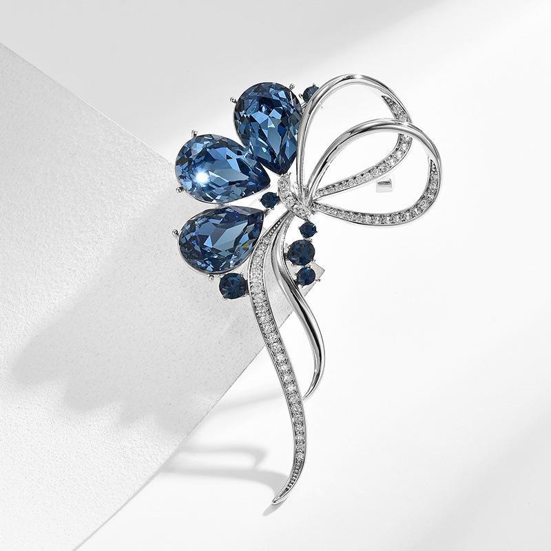 

Роскошная брошь с синим узлом, изысканный темперамент высокого класса, хрустальный корсаж, нишевый дизайн, булавка, костюм, аксессуары для чонсама
