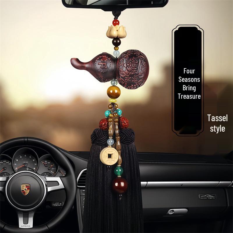 Peach Wood Gourd Car Pendant - Rearview Mirror Hanging Ornament for Safe Travel.