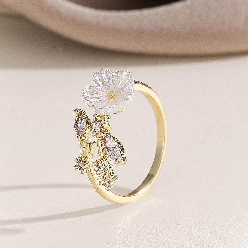 Adjustable Flower Opening Ring Wedding Finger Jewelry Romantic Flower Crystal Ring  Women