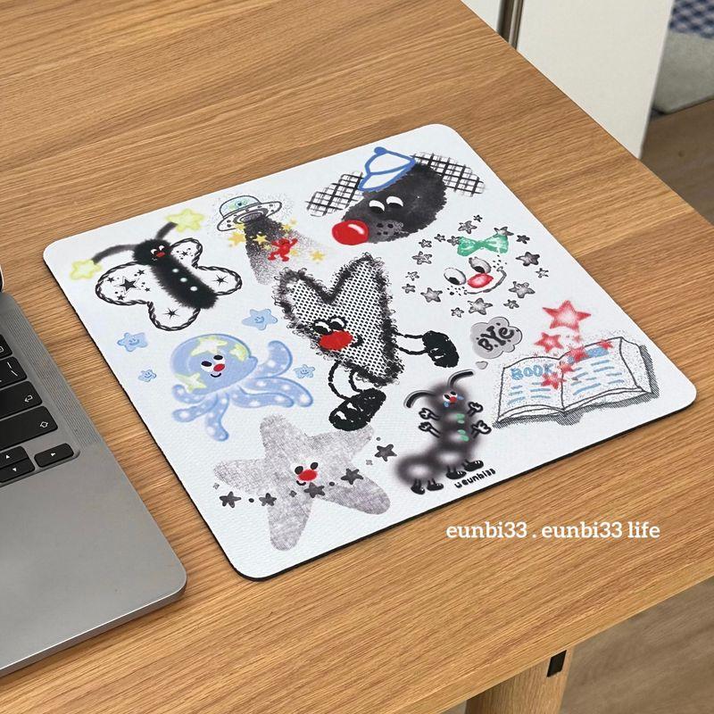 

What about the Extra Large Style I Made for You ~ Original Design Niche Style Interesting Hand in Hand Graffiti Mouse Pad Red Nose Heart (Mouse Pad)