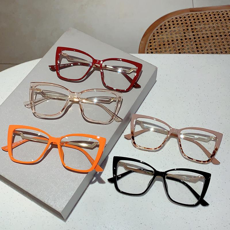 Vintage Cat Eye Women Glasses New Stylish Ultralight Eyeglasses Trendy Brand Designer High Quality Eyewear for Decoration