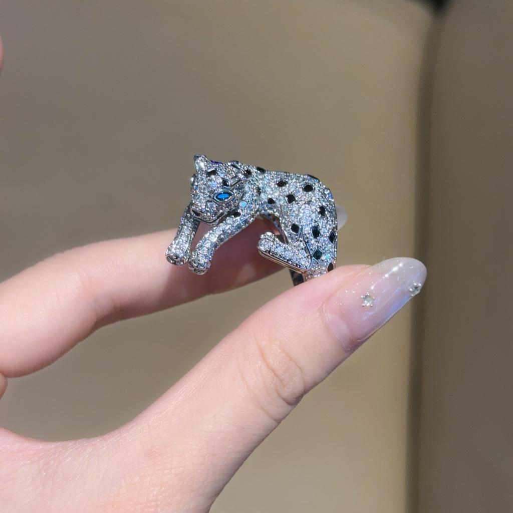 Retro Full Diamond Three-Dimensional Leopard Zircon Personality Exquisite Luxury Temperament Ring
