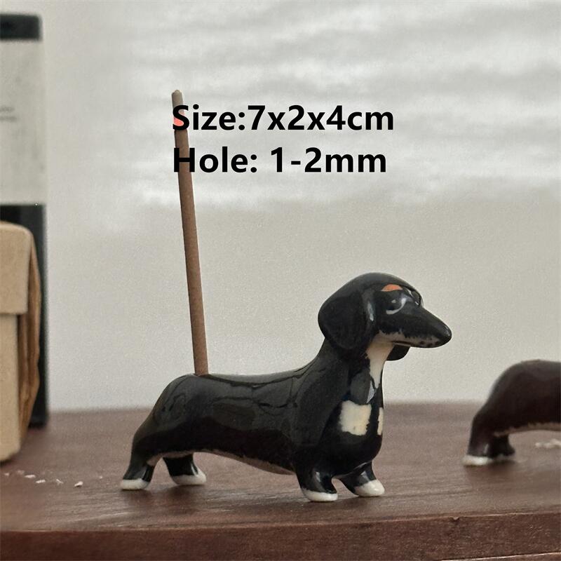

Creative Ceramic Sausage Dog Fragrance Insert Hand drawn Thread Incense Holder incense burner ornaments ins style storage deco чорний