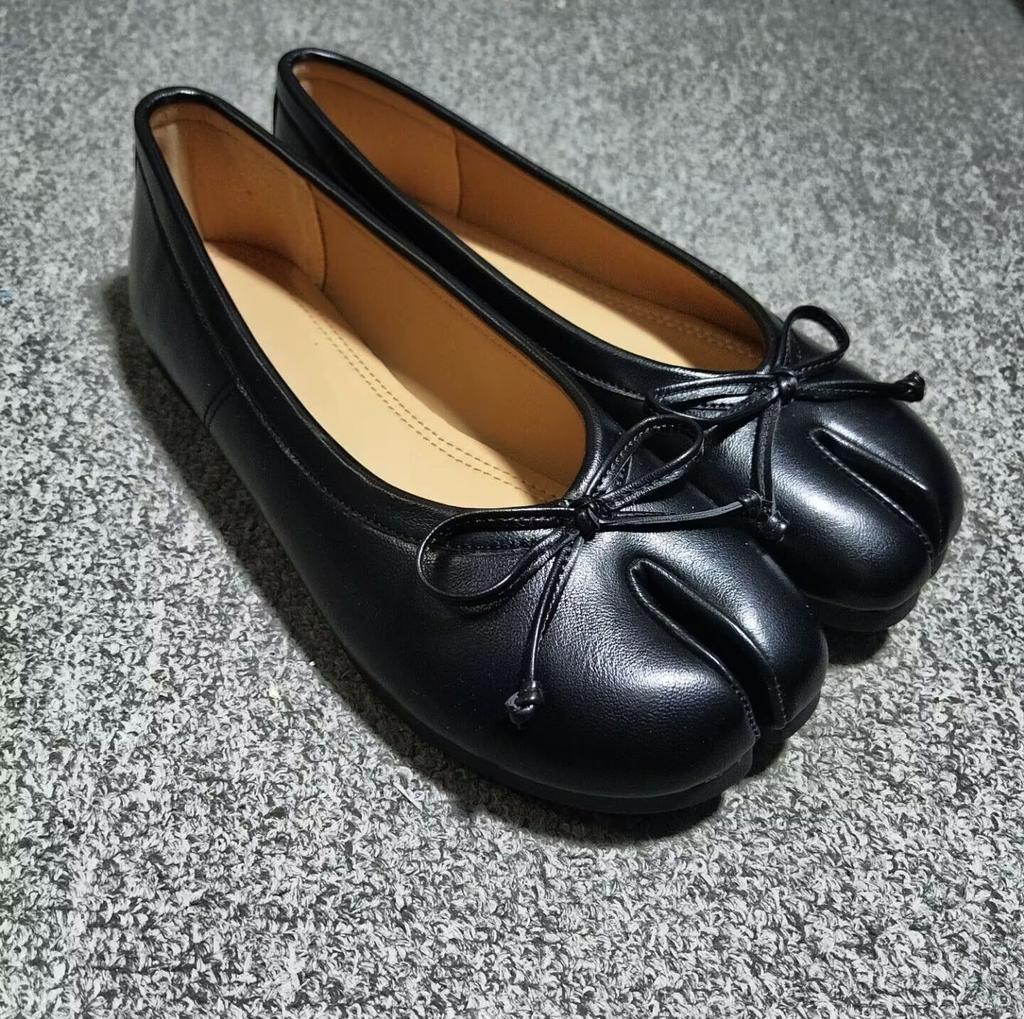 Split-toed shoes women's evening breeze gentle soft leather pig's trotters shoes shallow mouth flat shoes bow single shoes small leather shoes