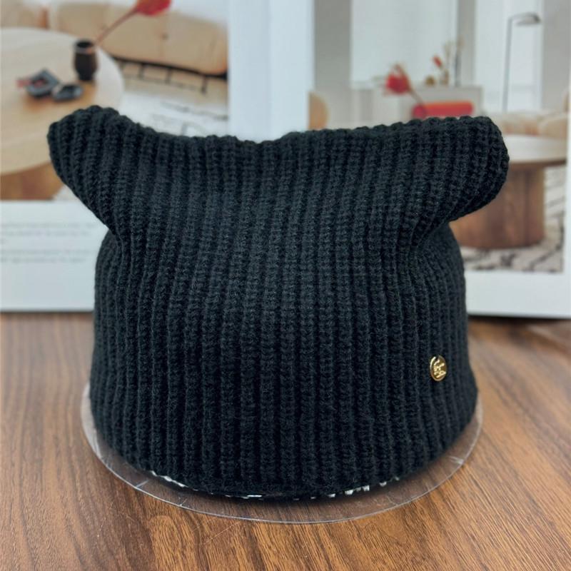 

Cute kitten ears knitted striped wool hat women s autumn and winter versatile warm hat sweet pullover hat tide Adult average size elastic чёрный