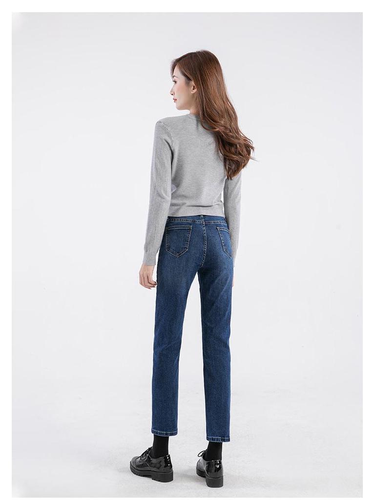 Petite Light Blue High Waist Straight Leg Cigarette Jeans for Women - Slimming Eight/Nine Length (Spring/Summer 2024)