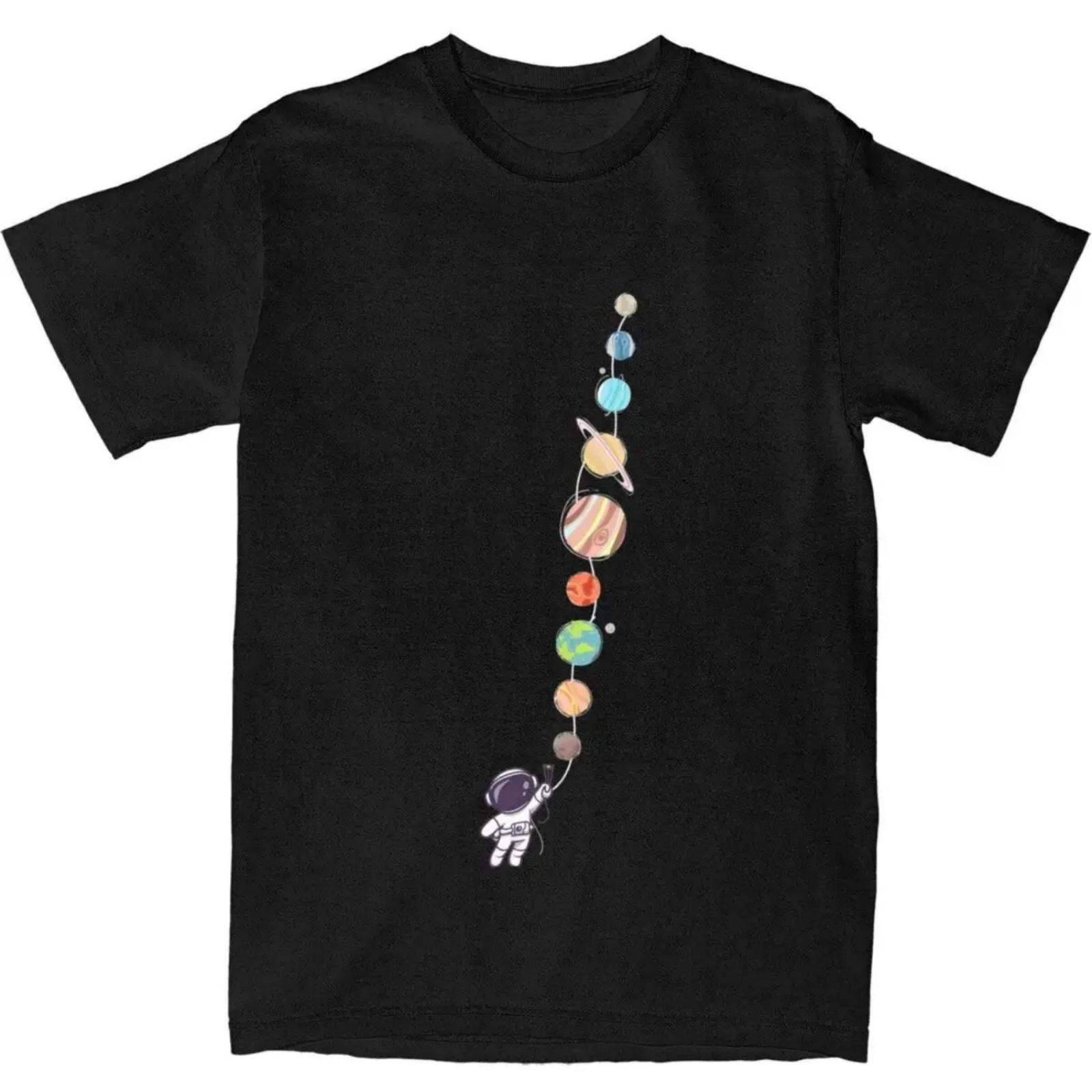 

Astronaut Flying With Planets As Balloons T Shirt Couple Vintage Cotton T-Shirts Summer O Neck Popular Tees Design Oversize Tops XXXXXL різнокольоровий