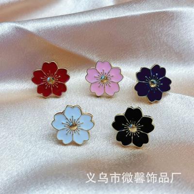 Cartoon Flower Brooch Cute and Fresh Temperament Flower Brooch Girl Student Schoolbag Accessories Alloy Cherry Blossom Clothing