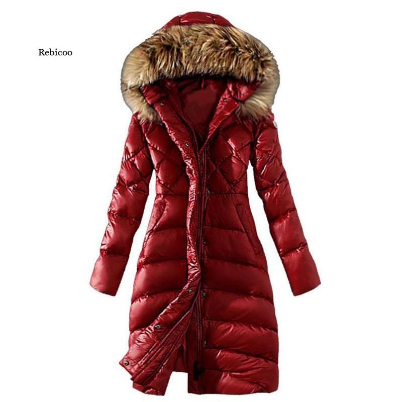 

Зимнее женское модное тонкое пуховое пальто с воротником из искусственного меха енота, длинная хлопковая куртка с капюшоном L красный