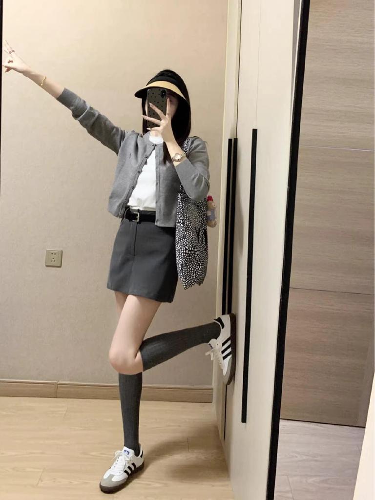 Women's Slim-Fit Gray Knitted Cardigan - Spring 2025 Petite Short Sweater Coat