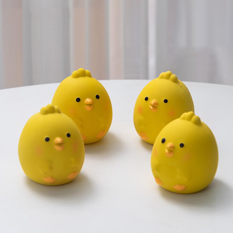 Pet Squeaky Toys Cute Chicken Dog Chewing Rubber Toy Cleaning Tooth Dog Chew Toy For Dogs Bite Resistant Sounder Pet Supplies