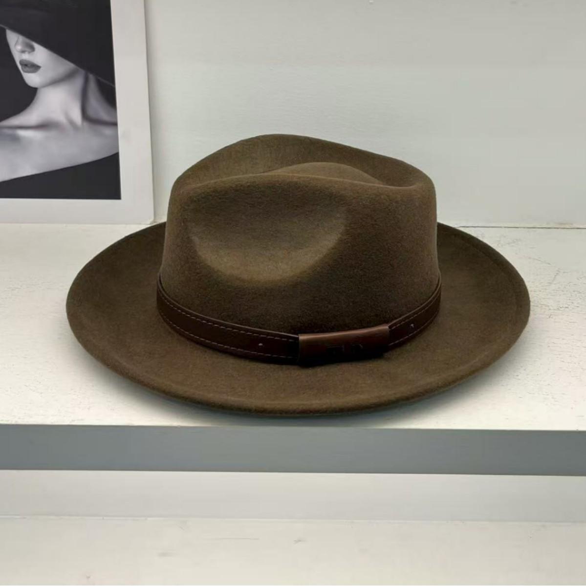 

High-quality celebrity style wool Panama fashion men s jazz top hat upturned edge European and American versatile autumn and winter hat women M（55-58cm） темно-коричневого кольору