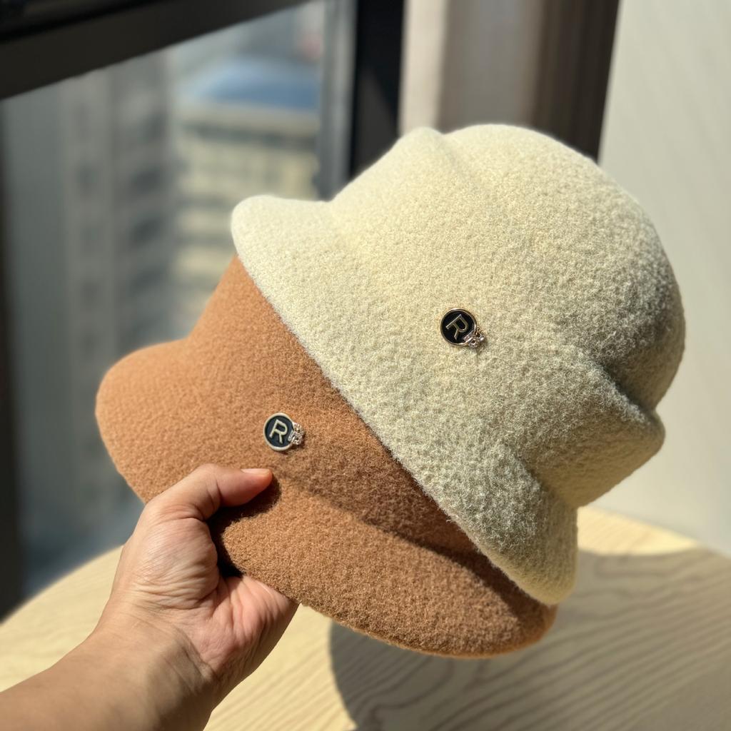 Hepburn Style Woolen Top Hat for Women in Autumn and Winter Elegant and Warm Fisherman Hat High End New Fashion Basin Hat