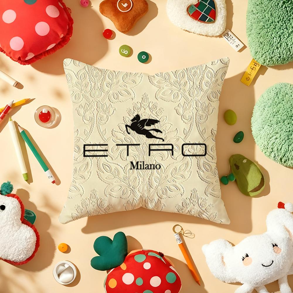 Light Luxury Fashion EETROo Cushion Cover Plush Fabric Soft DoubleSided Printed Sofa Warm Winter Home Gift Pillow Cover