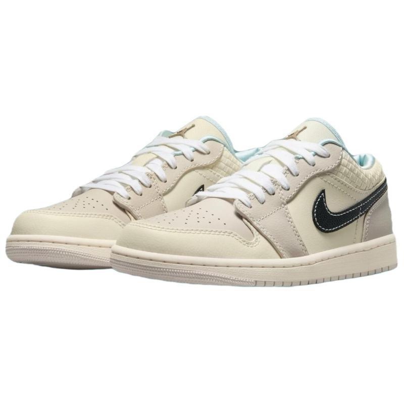 Jordan 1 Low Se Sanddrift Glacier Blue Women's Jordan HQ3440-101