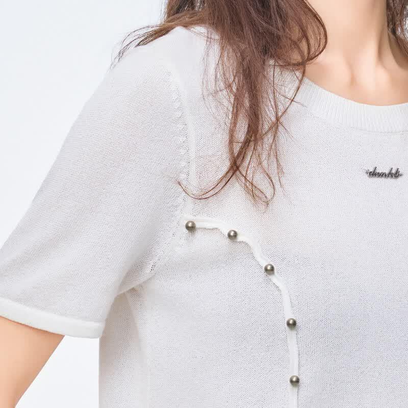 Beaded Metal Letter Commuter Short-Sleeve Knit Top