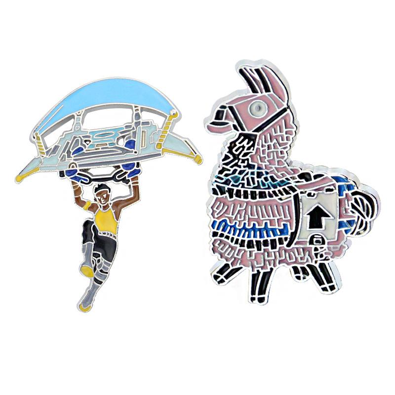 Fortnite Game Alpaca Parachute Keychain Metal Badge Pendant Fans Gift Cosplay Props