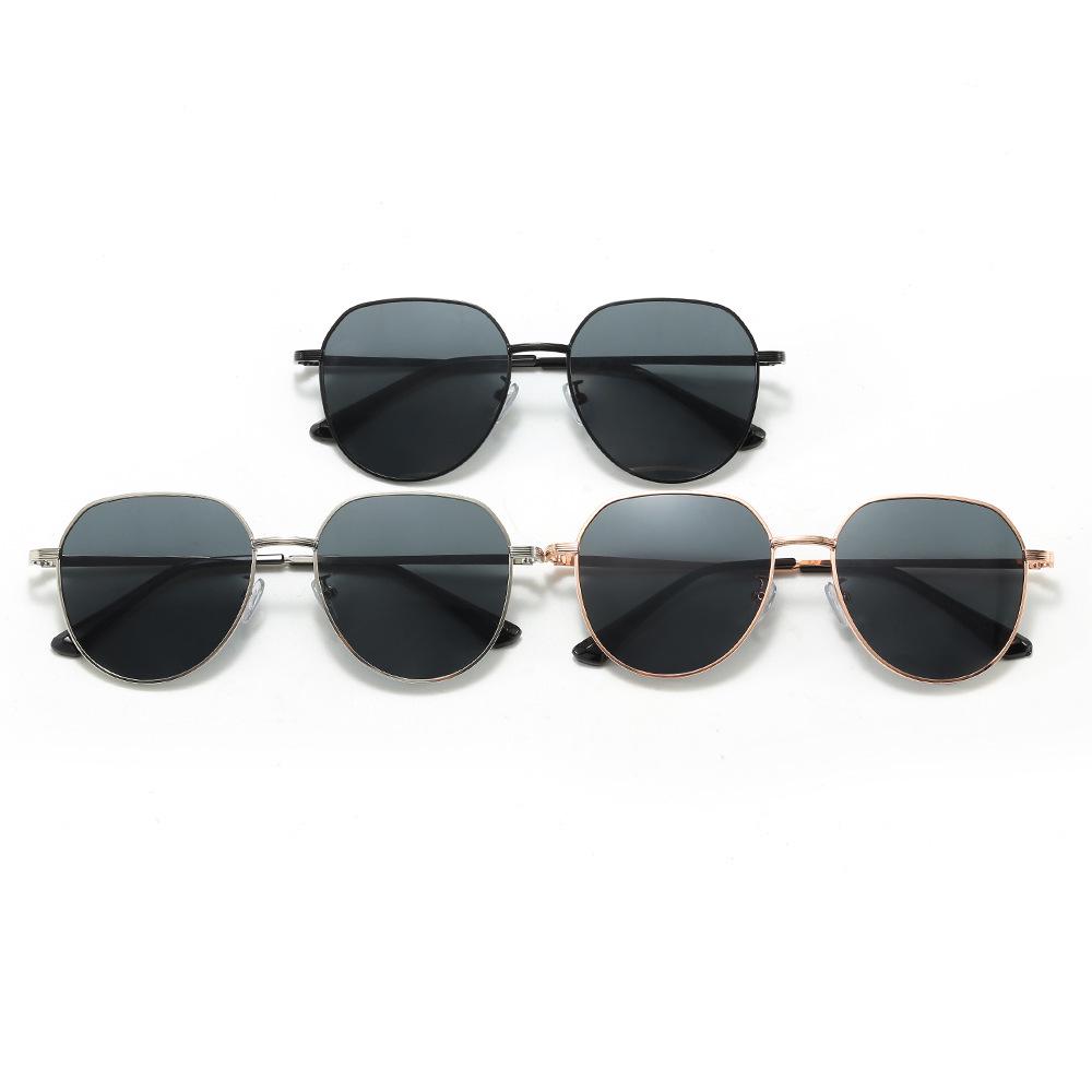 Retro Polygon Large Frame Metal Sunglasses with UV Protection for All Genders