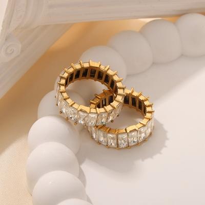 Anello di design in zircone placcato oro in acciaio al titanio personalizzato di lusso leggero Anello di gioielli da donna